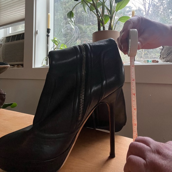 Jimmy Choo black double sided zipper leather boots with stiletto heels - Picture 12 of 12